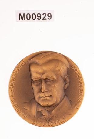 MUDr. V. Libenský