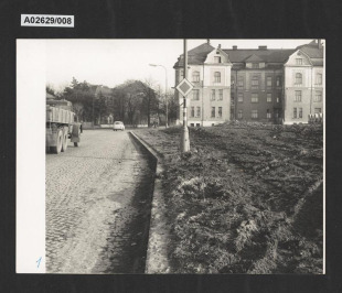 Nájemní dvojdům pro pana Rudolfa Niegratschka, Olomouc, Na Chmelnici 148/1