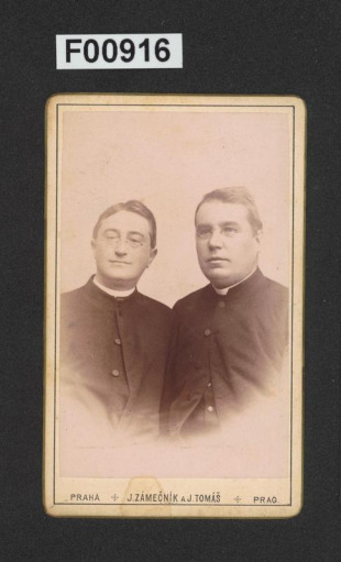 kabinetní portrétní vizitková fotografie