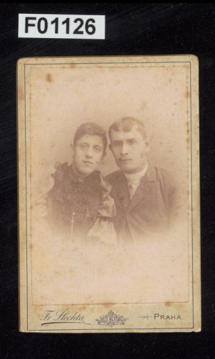 kabinetní portrétní vizitková fotografie