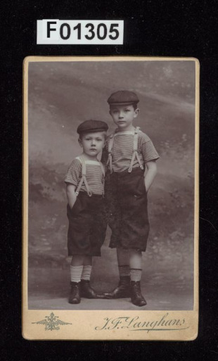 kabinetní portrétní vizitková fotografie