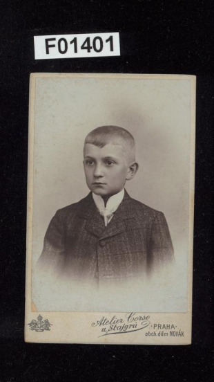 kabinetní portrétní vizitková fotografie
