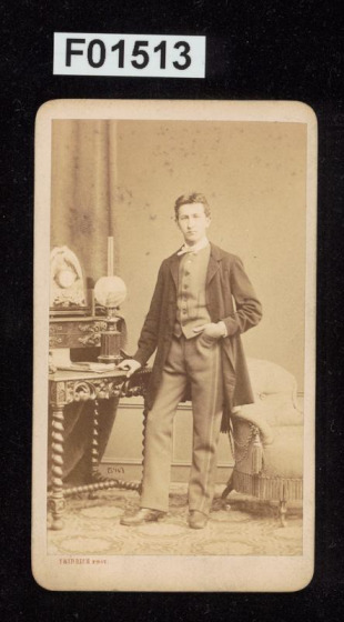 kabinetní portrétní vizitková fotografie