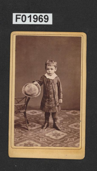 kabinetní portrétní vizitková fotografie