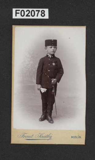 kabinetní portrétní vizitková fotografie
