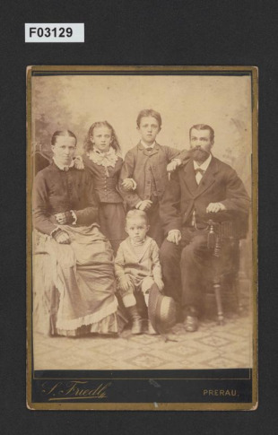 kabinetní portrétní fotografie