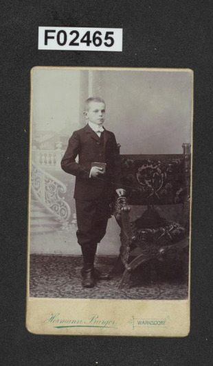 kabinetní portrétní vizitková fotografie