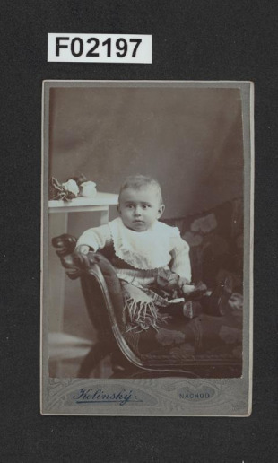 kabinetní portrétní vizitková fotografie