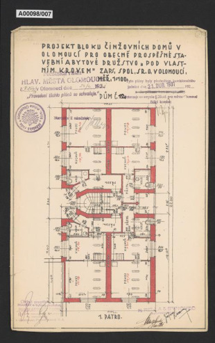 Domy Obecně prospěšného stavebního a bytového družstva "Pod vlastním krovem", Olomouc, č.p. 1016 a 1019 (Starodružiníků 1016/4 a kpt. Nálepky 1019/18)